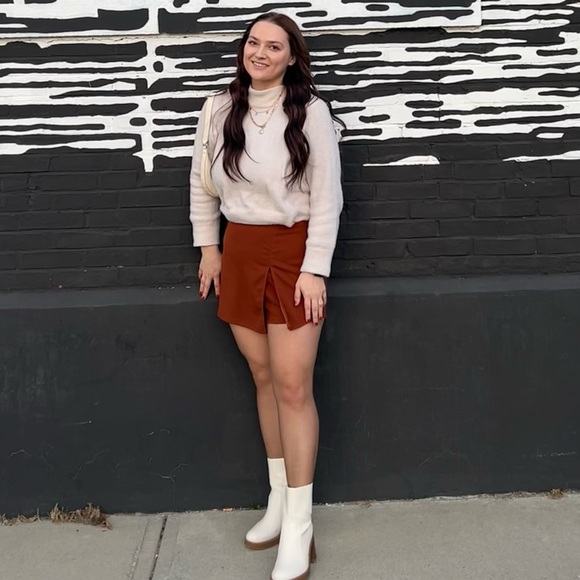 Brown skort - Picture 2 of 4